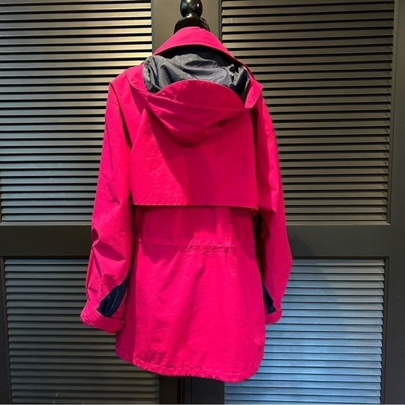 Vintage Bright Fuchsia Pink and Navy Blue Eddie Bauer Hooded Jacket, Size Medium - Picture 11 of 16